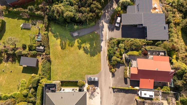 8 Vangioni Lane Akaroa_5