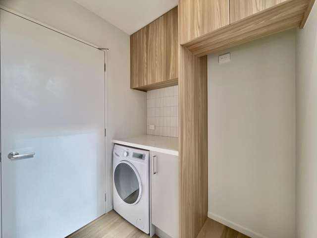 1/10 Surrey Street 1477_2