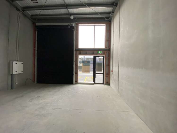 Units 2, 6 & 7 8 Toorea Street (Junction Worx) Papamoa Beach_4