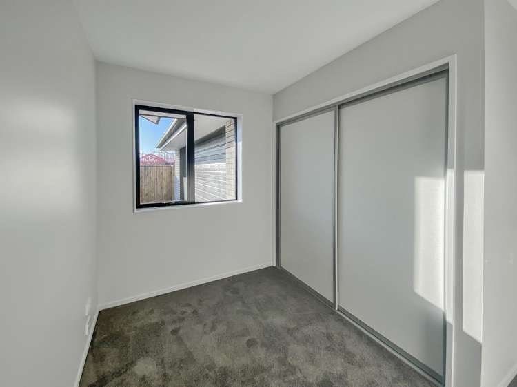 10 Rosalind Avenue 1429_13