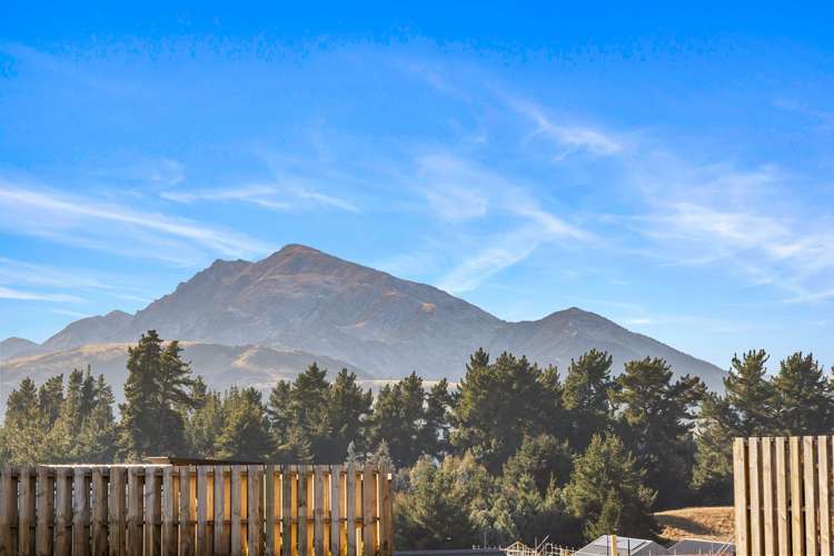 8 Bonspiel Road Wanaka_0