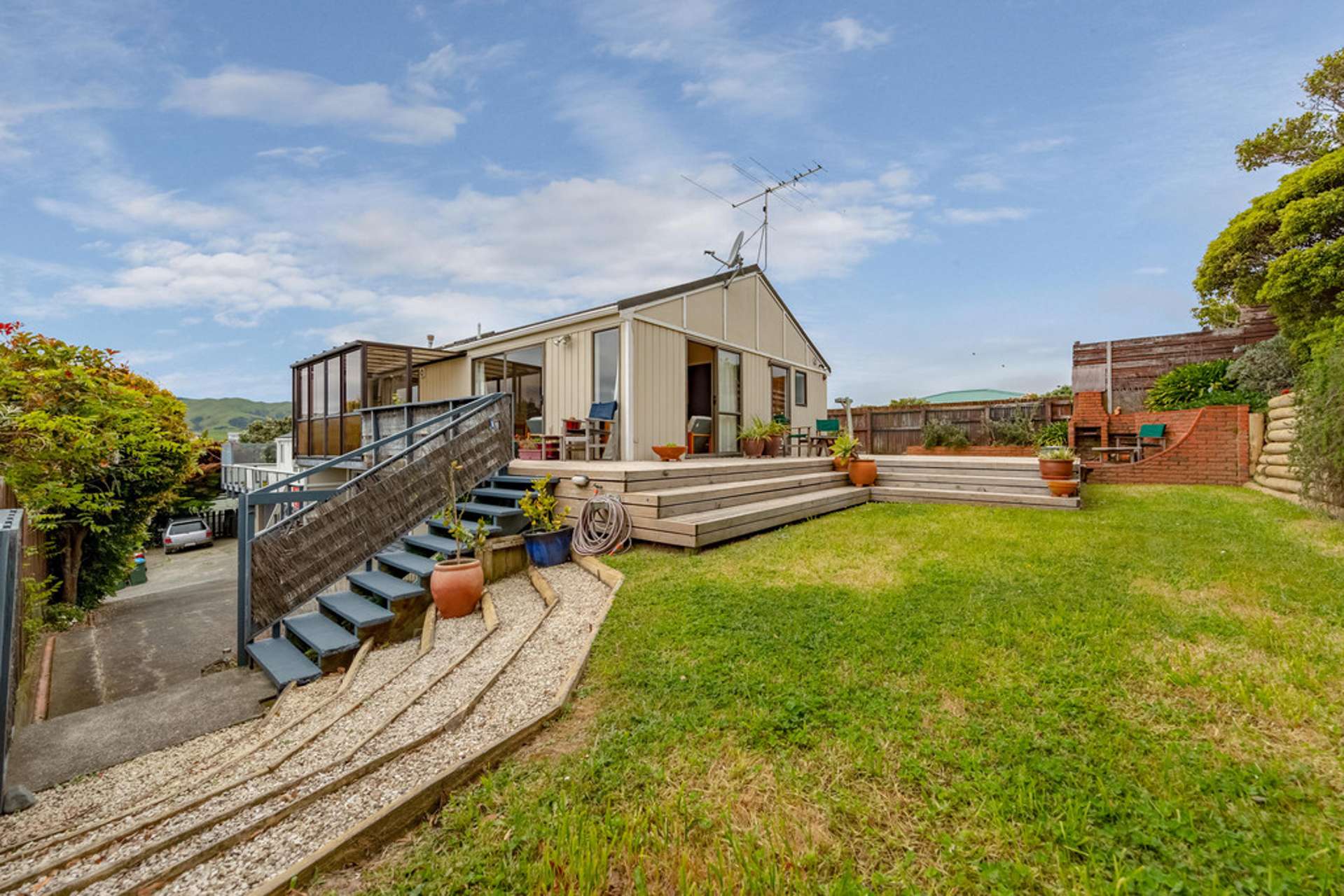 2/11 Mervyn Place Plimmerton_0