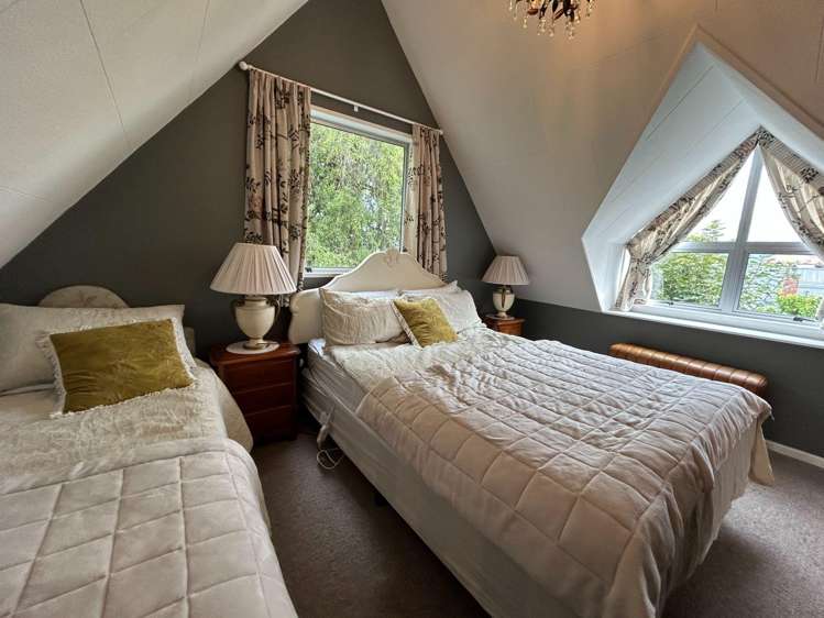 5 Selwyn Avenue Akaroa_12