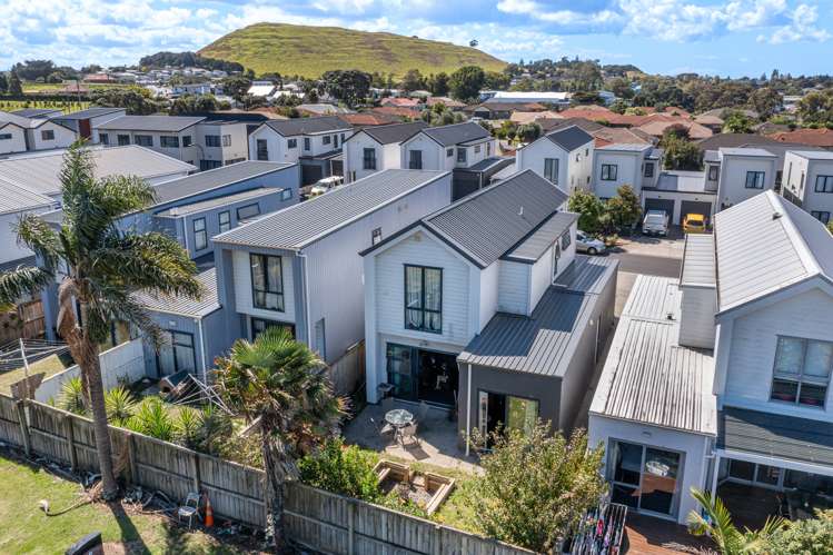 15 Tapuwae Way Mangere Bridge_22