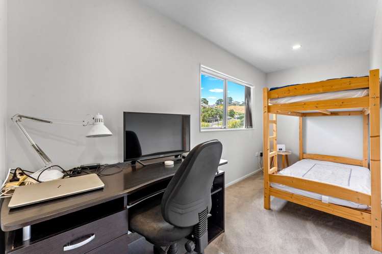 126-128 Lax Crescent Leigh_58