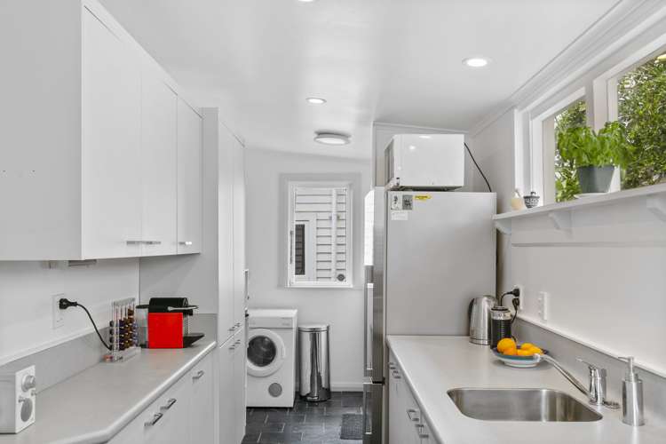 4 Durham Crescent Aro Valley_10