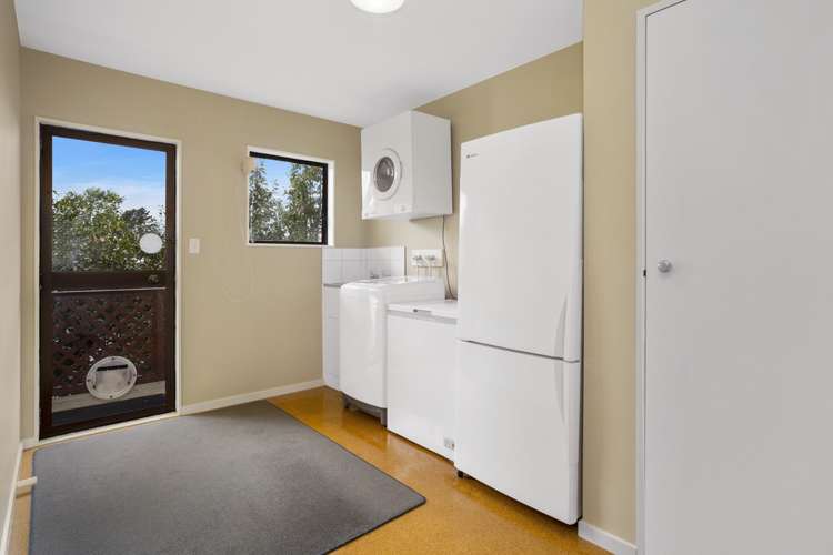 22 Picasso Grove Belmont_13