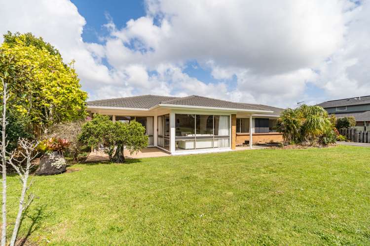 3 Serrita Avenue Sunnyhills_1