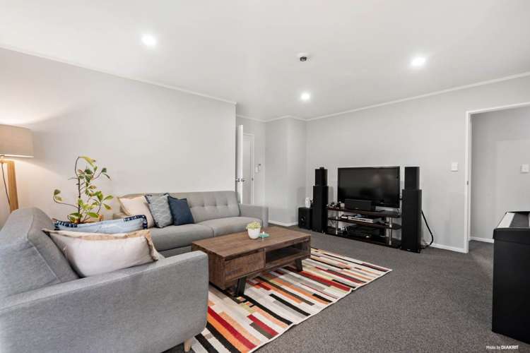 7 Yarrow Lane Papakura_3