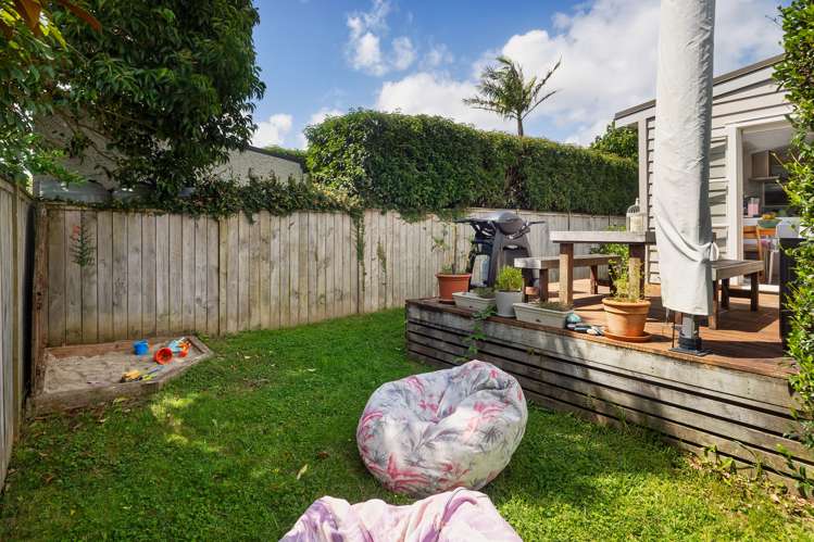16 Hendon Avenue Mount Albert_12