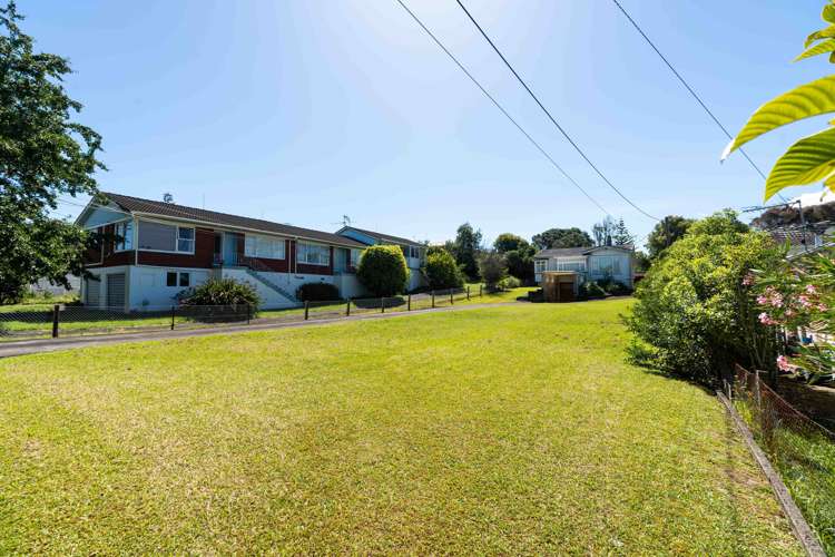 29 Hutchinson Avenue New Lynn_13