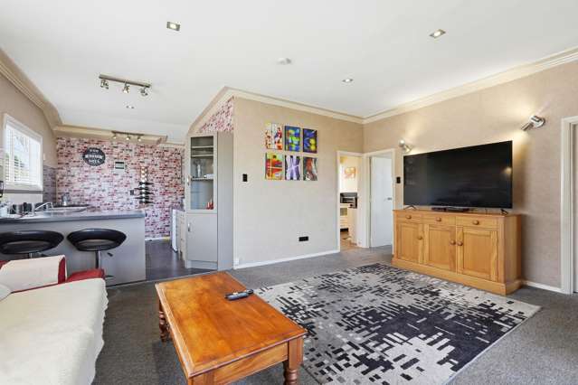 10 Andresen Street Foxton Beach_2