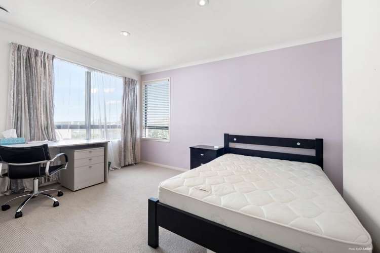 5 Villa Court Eastern Beach_7