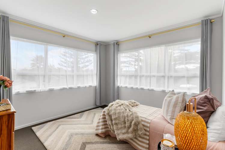 6 Hellyers Street Birkdale_21