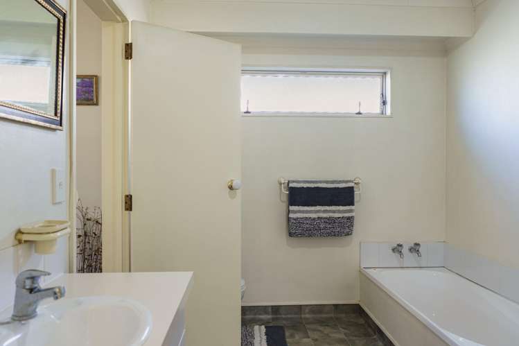 2/50 Nuffield Avenue Marewa_11