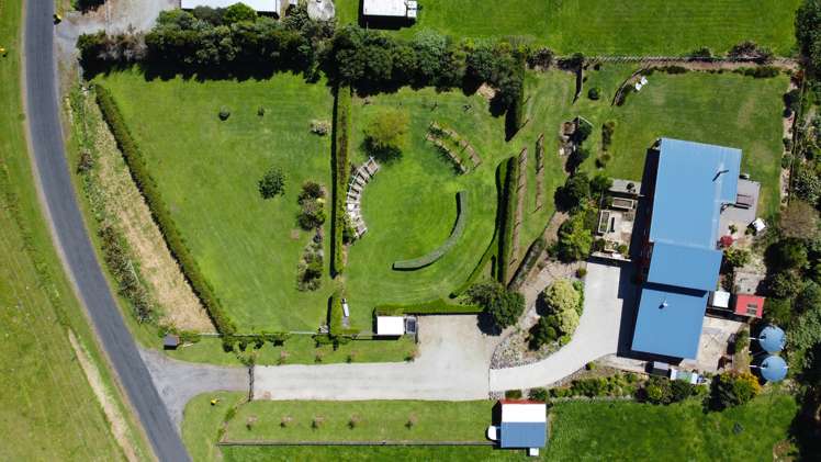 407 Plymouth Road Koru_18