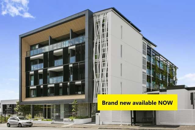 Spacious 2 Bed 2 Bath 1 Carpark