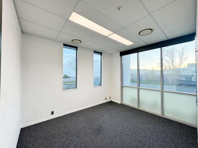 15 Sir James Wattie Drive Hornby_11