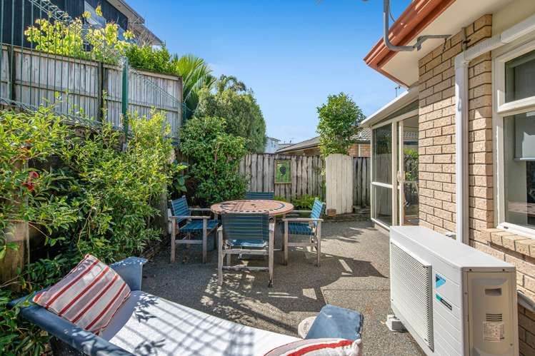 18 Chesterfield Way Orewa_19