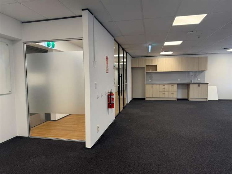 17 Whitmore Street Wellington Central_9