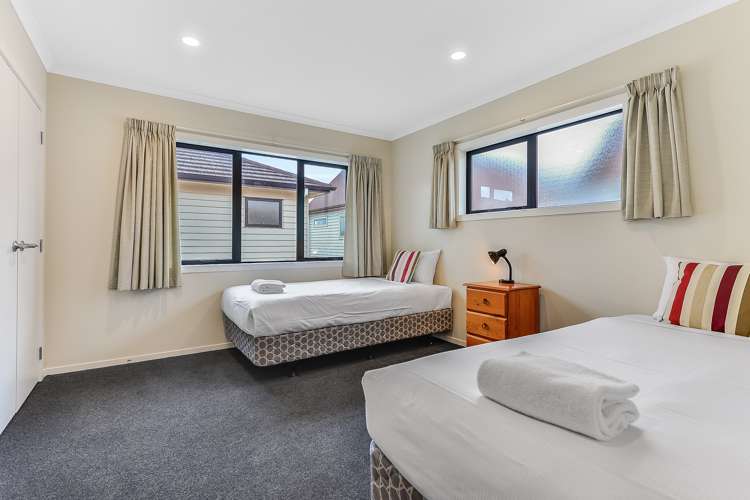 2/12 Short Street Claudelands_10