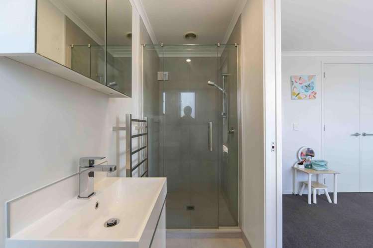 14/182 London Street Hamilton Central_11