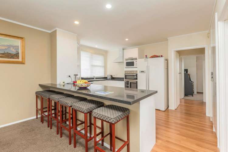 9 Chippendale Crescent Birkdale_4