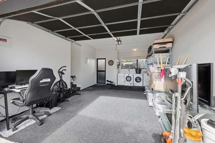 2/102 Sandspit Road Shelly Park_18