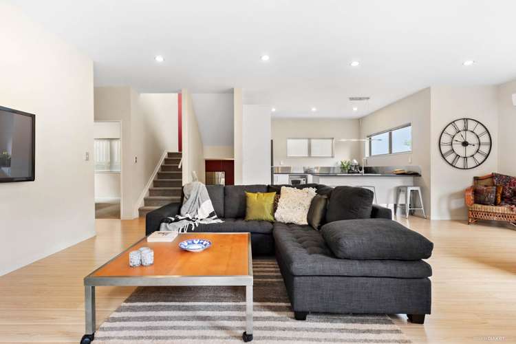 90 Kaipatiki Road Glenfield_23