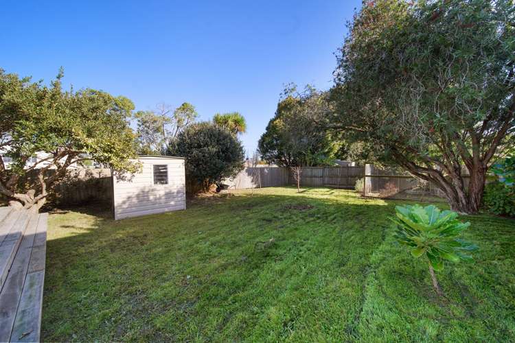 3/8 Jennifer Place Papatoetoe_24