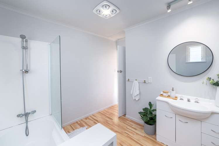 56 Fergusson Street Solway_13