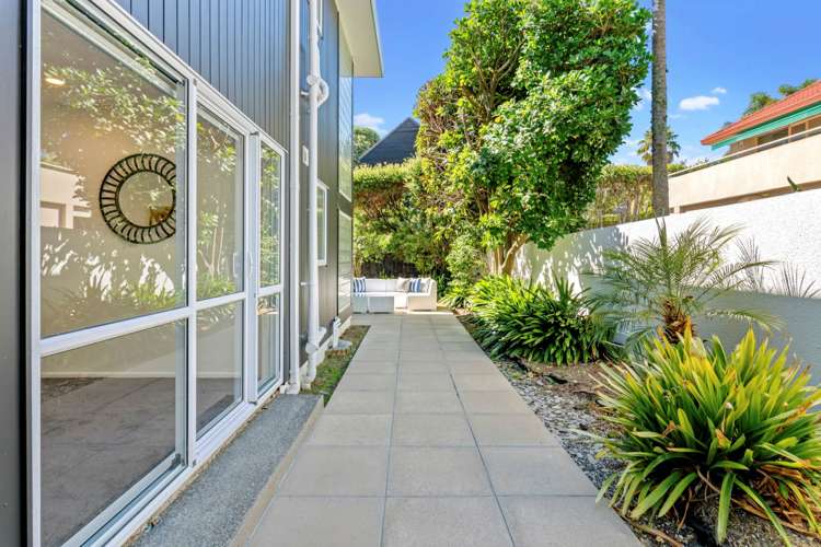 1/7 Musick Point Road Bucklands Beach_10