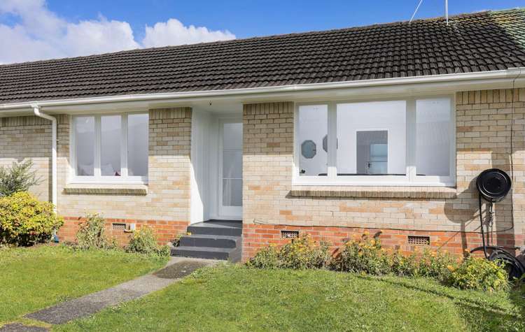 2/4 Fleming Street Manurewa_0