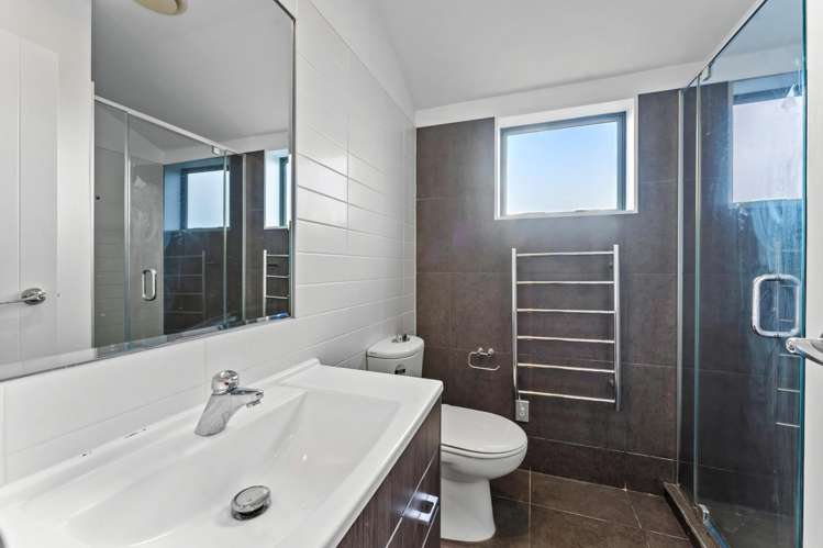 2/11 Hatfield Place Albany Heights_15