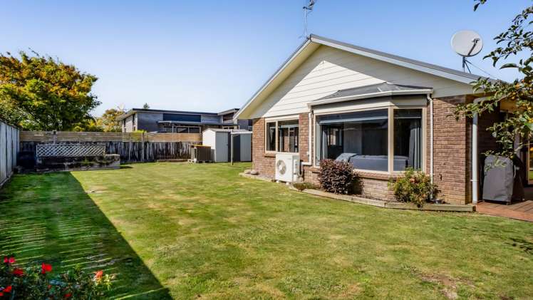 10 Estate Grove Inglewood_1