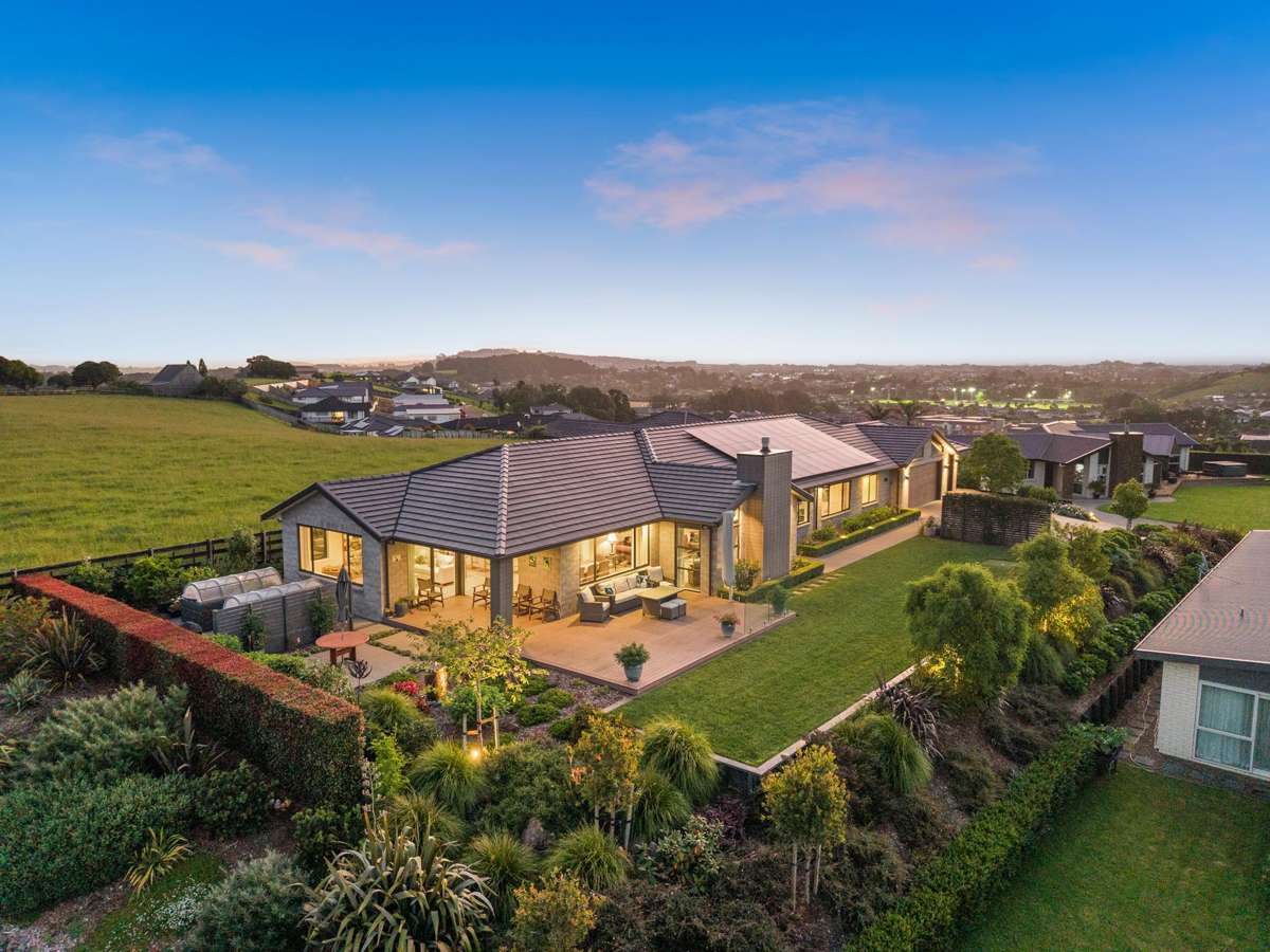 50 William Andrew Road_0