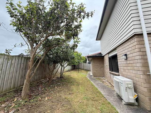 15A York Road Papatoetoe_1
