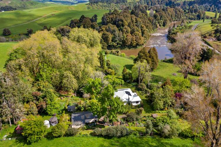 1830 Otaraoa Road Tarata_25