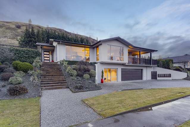 52 Ferry Hill Drive Lower Shotover_1