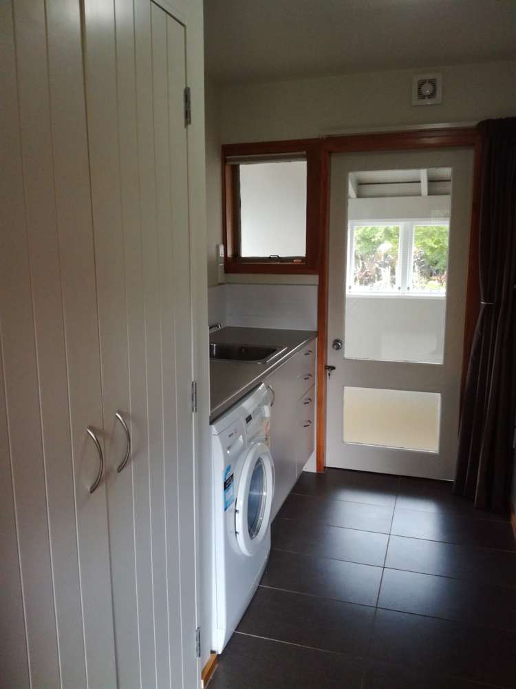 7 Carlyle Street Tuatapere_14