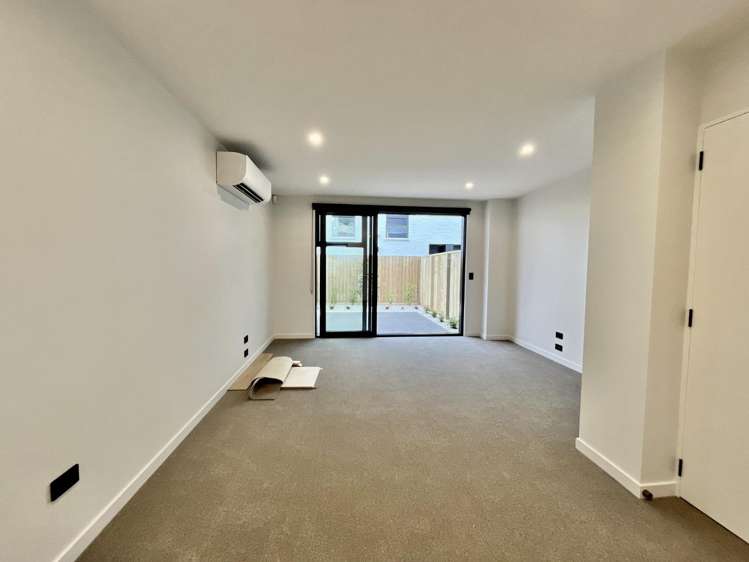 4/33 Diamond Avenue 10222_5