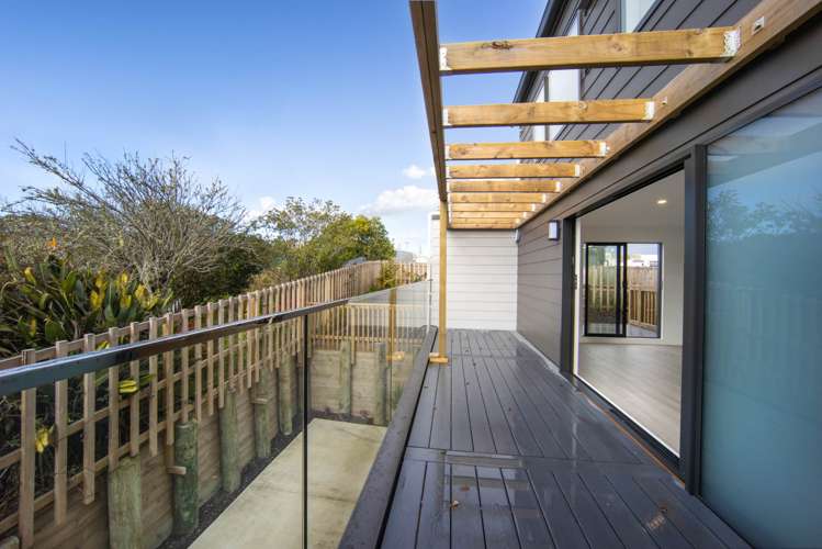 50F Kelman Road Kelston_21