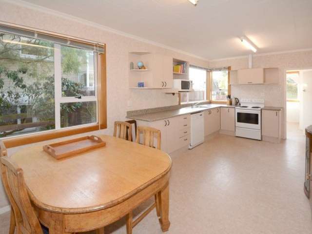 7 Roger Street Macandrew Bay_3