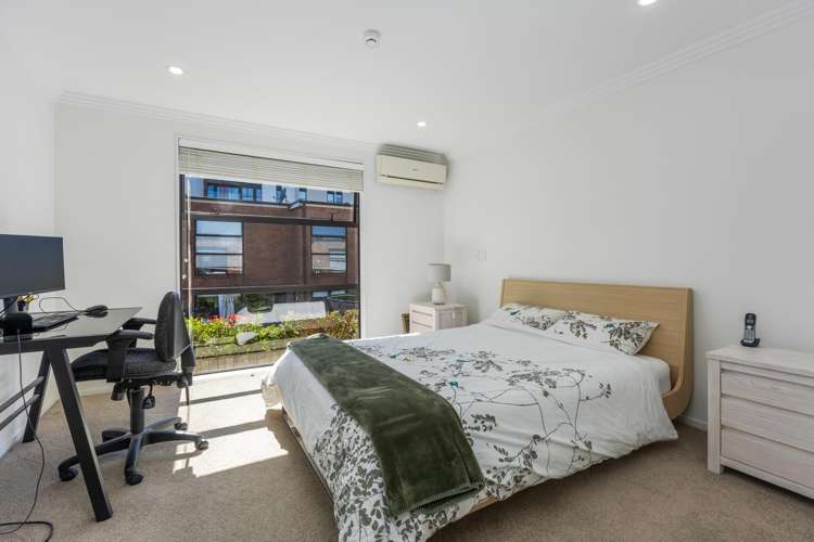59 Scoria Crescent Stonefields_18