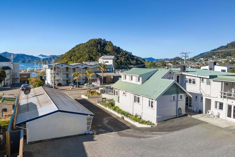 26-28 Waikawa Road Picton_4