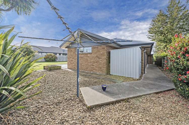 16 Stanwood Grove Darfield_23