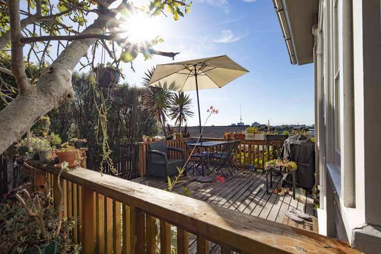 2 Haronui Road Greenlane_2