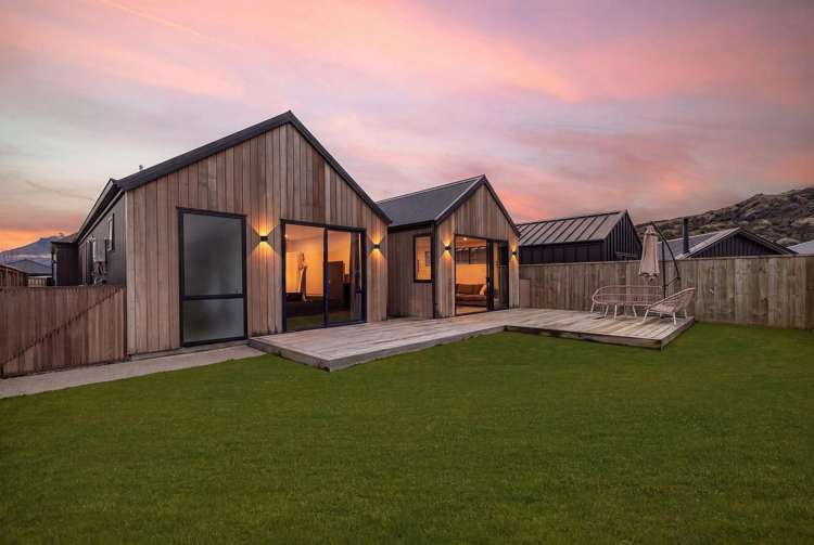 24 Crop Street, Hanley's Farm_1