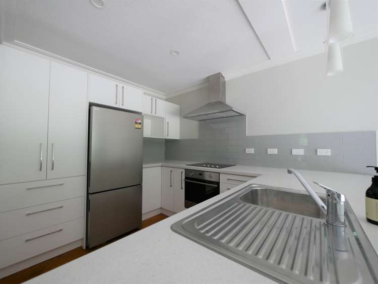 2 Rona Street Saint Kilda_4