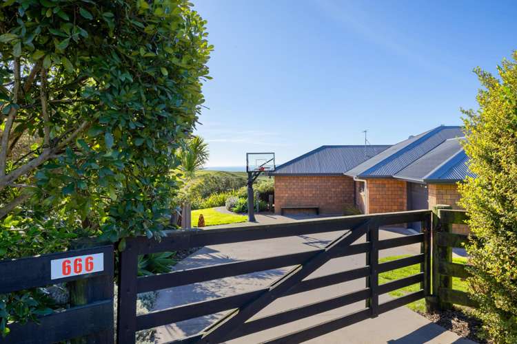 666 Te Hutewai Road Raglan_77